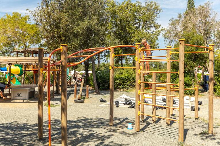 Camping Hu Montescudaio Village *** photo 2 Toscane Tohapi